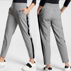 Athleta Brooklyn plaid black gray white lightweight ankle pants size 10